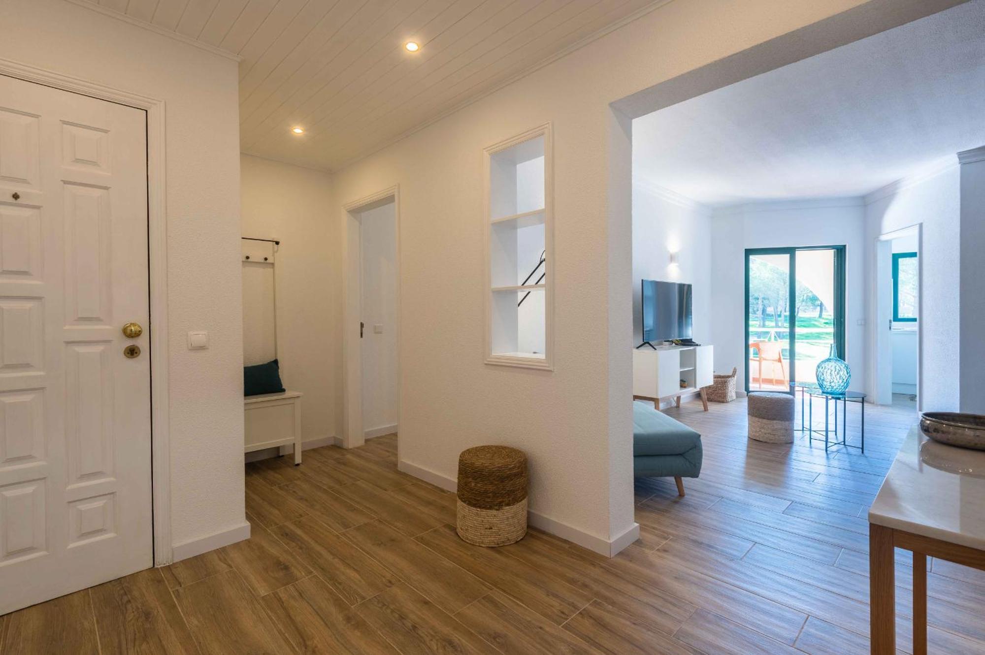 Salgados 1 Bedroom Apartment - 500M From The Beach Guia  Esterno foto