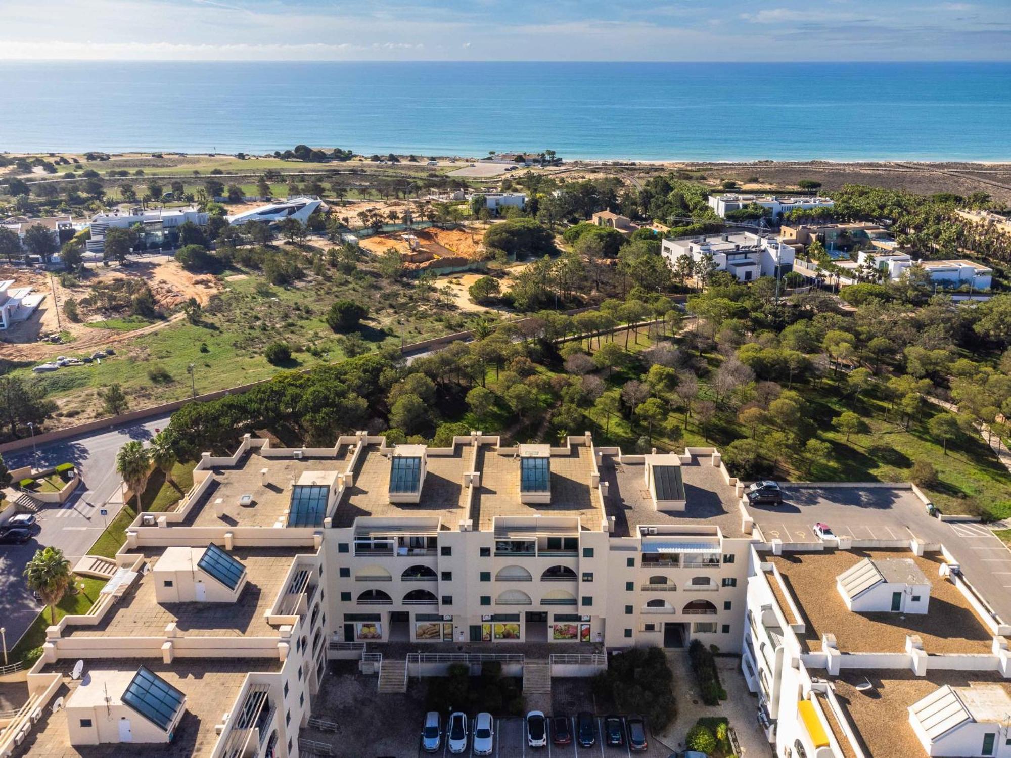 Salgados 1 Bedroom Apartment - 500M From The Beach Guia  Esterno foto